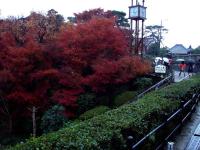 Exiting Kiyomizu