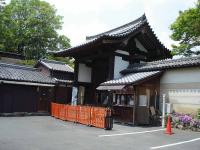 Shin-Yakushi-ji Entrance